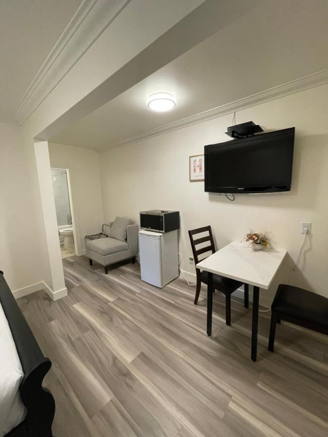 Destination Inn Рейдиум-Хот-Спрингс Экстерьер фото
